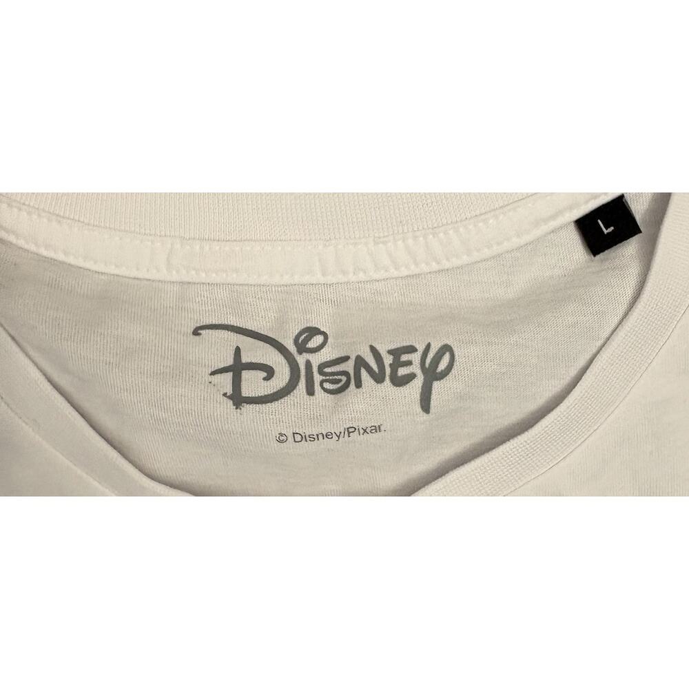 Disney Princess Cinderella All You Need Is Love Women's T-Shirt Size Large NWOT - Picture 3 of 5
